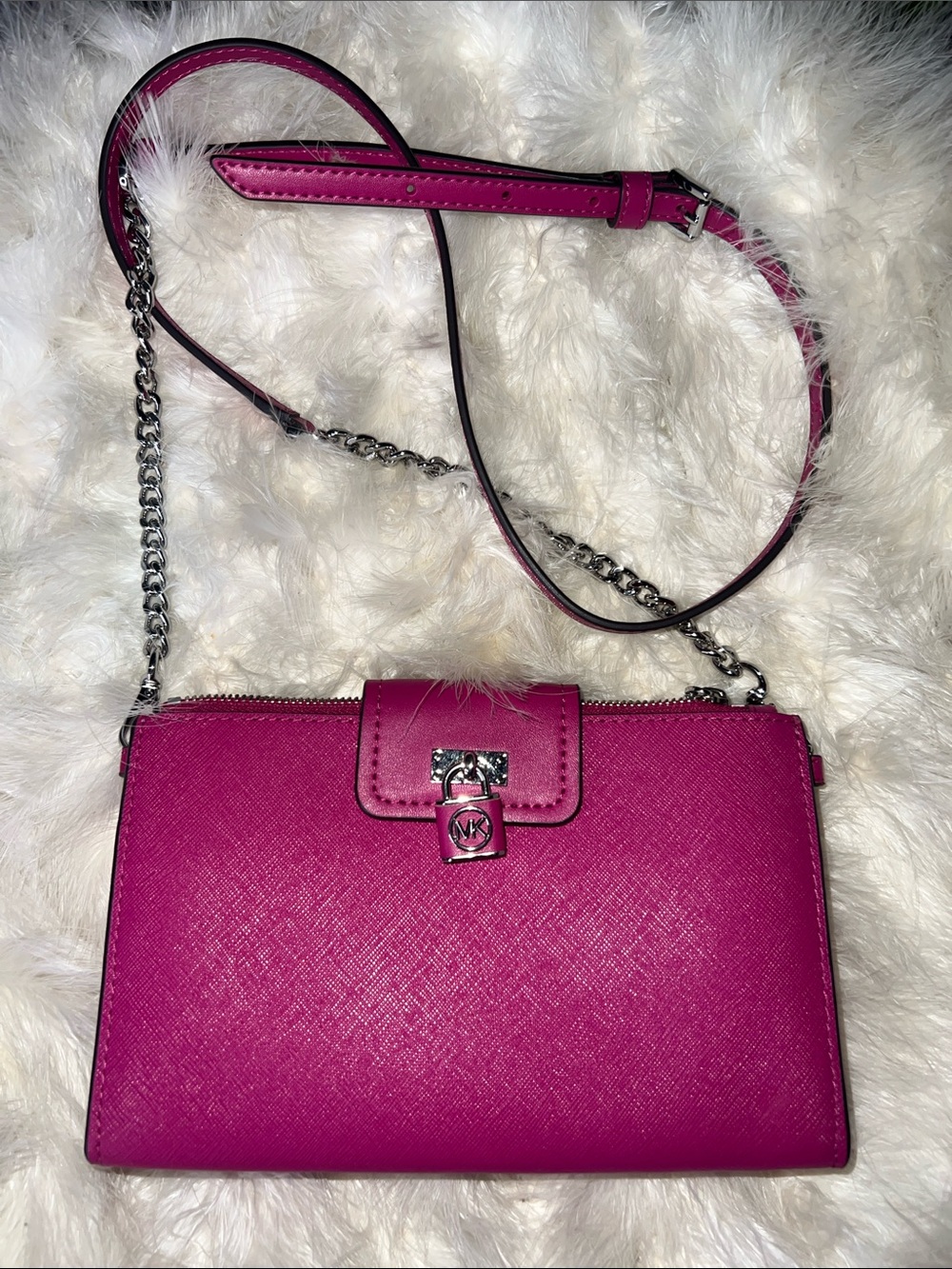 New Michael Kors Hot Pink Saffiano Clutch Purse Bag Silver Crossbody Chain Strap
